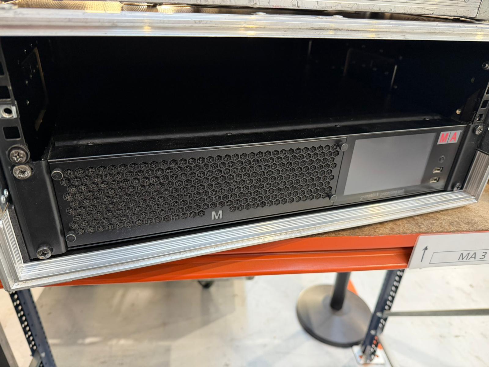 grandMA3 Processing Unit M