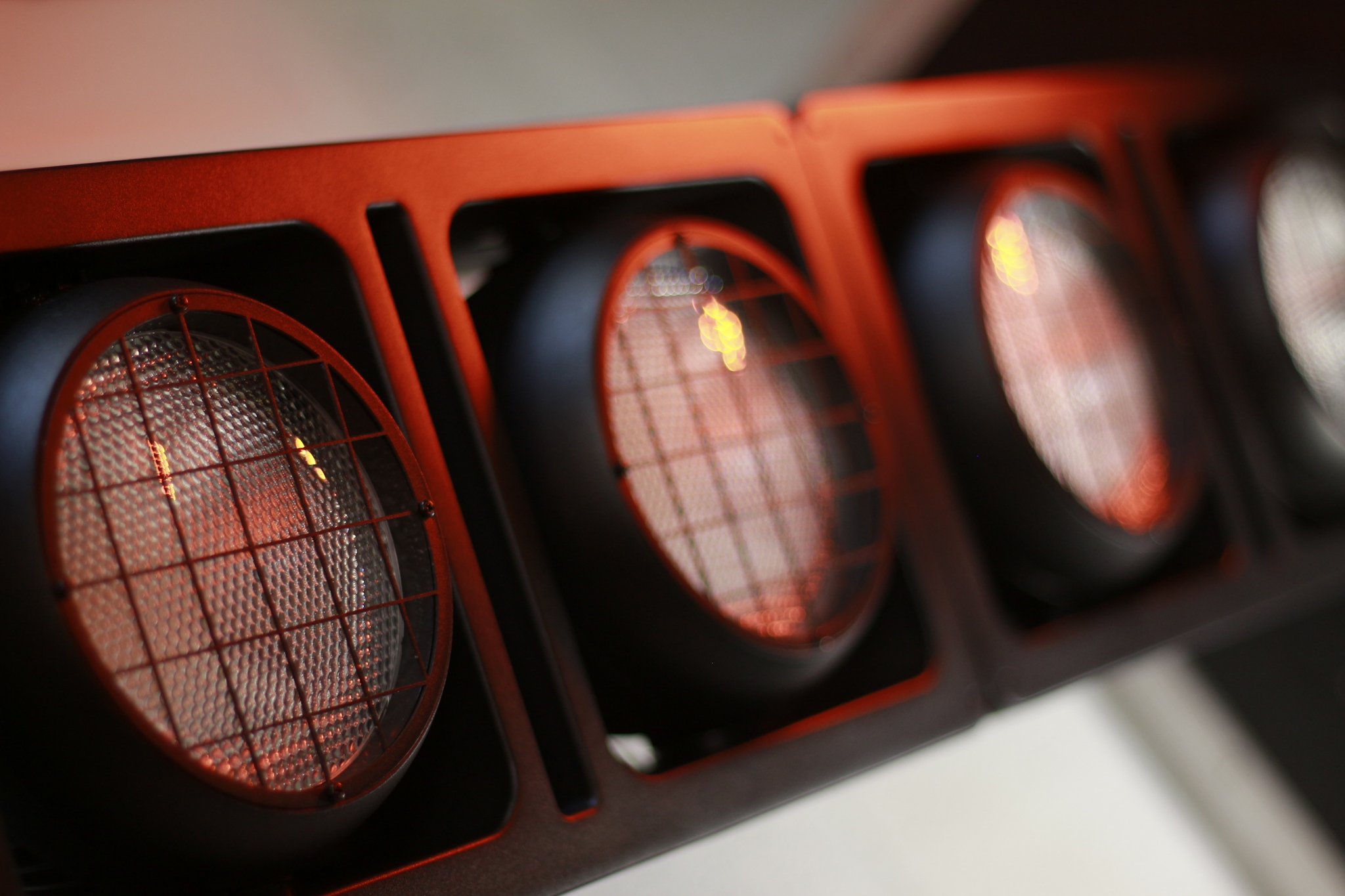 New to CEG - CHAUVET Strike Array 2